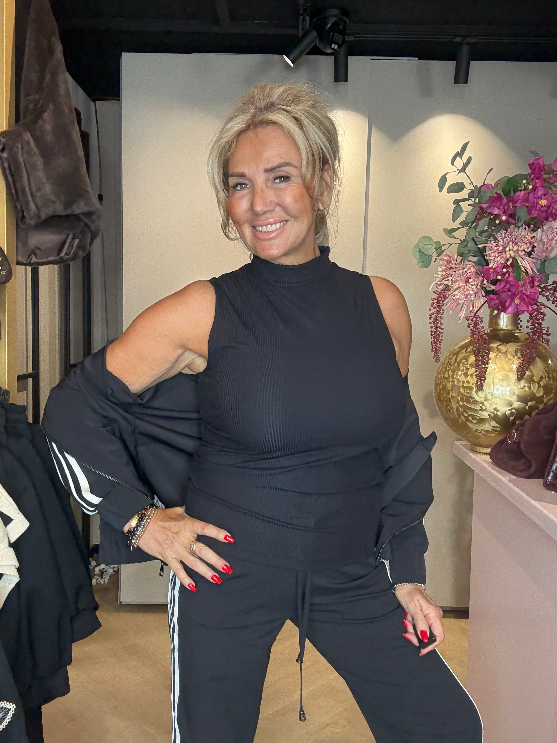 Mi Piace Travel Top Ribbed Zwart 20642